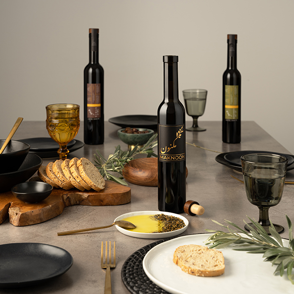 Corporate Gifts of Extra Virgin Olive Oil by Maknoon